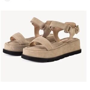 Brochu Walker St. Tropez Sandals in Antler Suede Size 8 NEW Without Box
